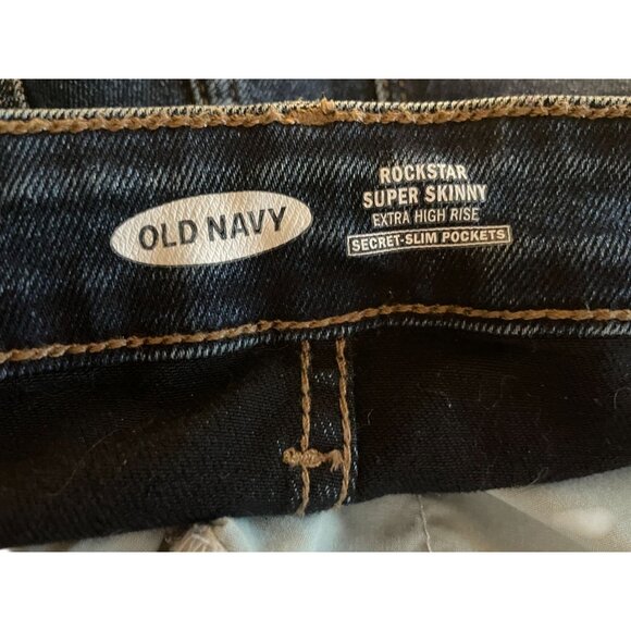 Old Navy Rockstar Super skinny sz 2 med wash jeans - Picture 6 of 7